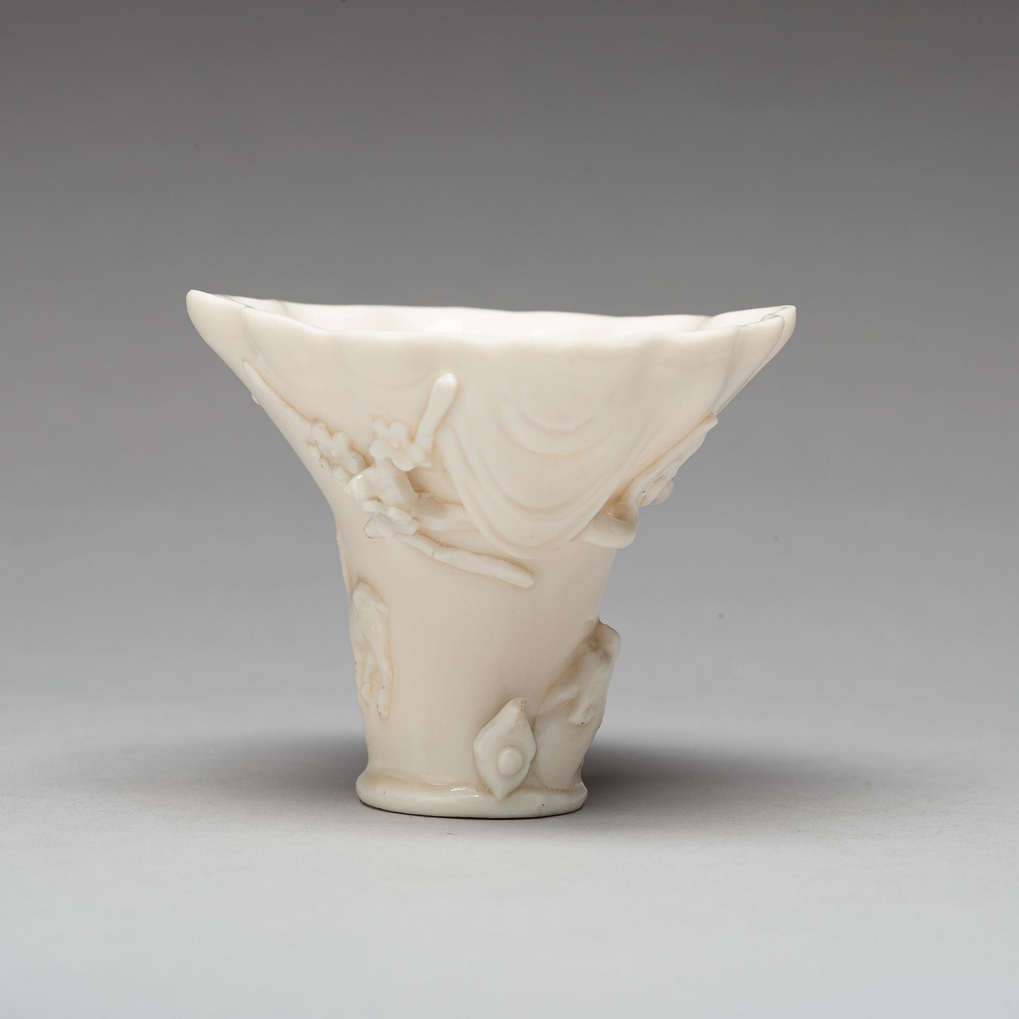 VINOFFERBÄGARE, blanc de chine. Kina, 1600-tal.