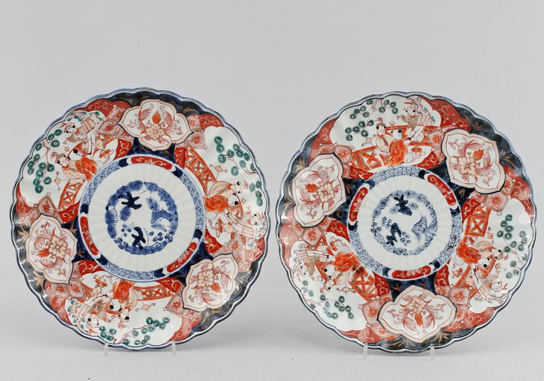 FAT, 2 st, porslin, Japan, 1800-talets senare del.