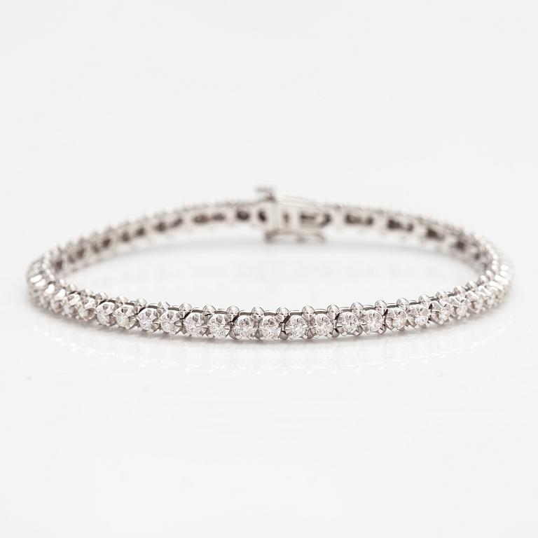 Armband, 14K vitguld och diamanter ca 1.18 ct tot.