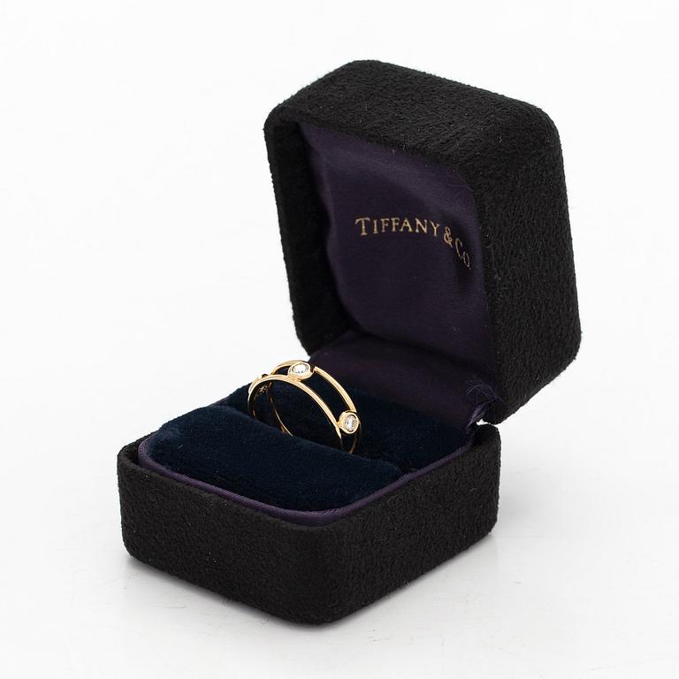 Tiffany & Co, Elsa Peretti, ring, "Diamonds by The Yard", 18K guld och briljantslipade diamanter.
