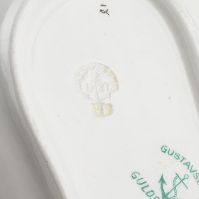 Wilhelm Kåge, 95 pieces, 'Guldstjärnan', Gustavsberg.