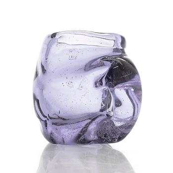 Sini Majuri, Art glass, 'Guksi', signed Sini Majuri. Riihimäki 2025.