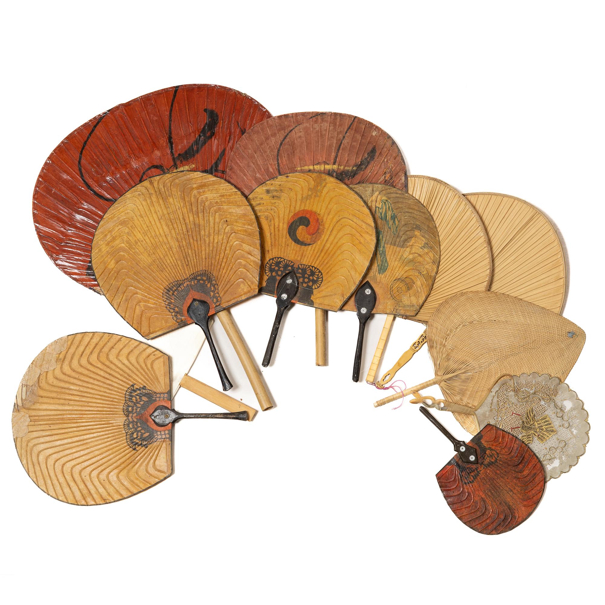 Fläktor, 12 stycken, papp. Sen Qingdynasti/tidigt 1900-tal.