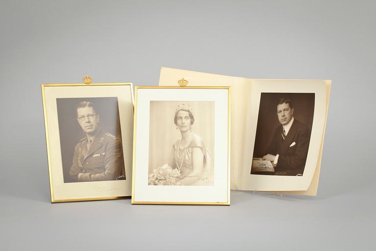 KUNGLIGA FOTOGRAFIER med AUTOGRAFER, 3 st, Jaeger, Stockholm.