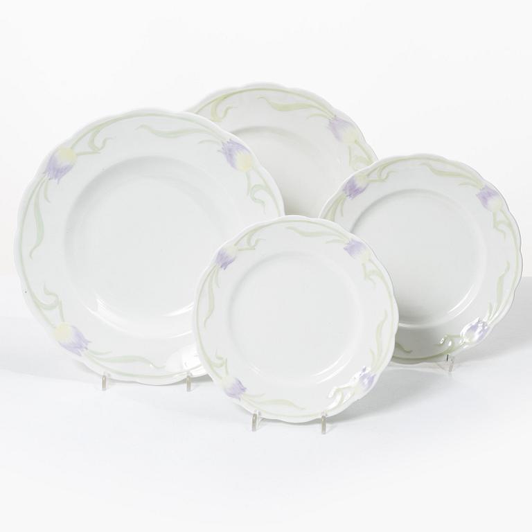 Alf Wallander, a 22-piece 'Tulpan' dinner service, Art Nouveau, Rörstrand, early 20th century.