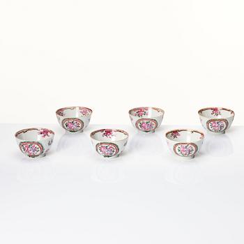 A famille rose tea service, Qing dynasty, Qianlong (1736-95). (18 pieces).