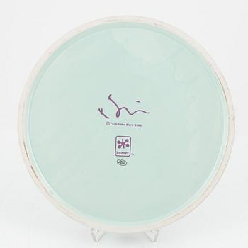 Yoshitomo Nara,  ashtray "Too Young To Die", 2002 Bozart.
