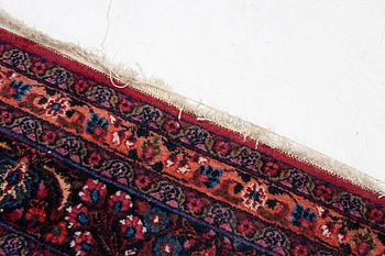 Matta,  ca 315 x 210 cm.