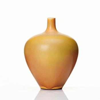 Berndt Friberg, a stoneware vase, Gustavsberg studio, Sweden 1963.