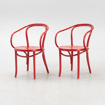 A pair of Thonet-like chairs, mid 20th century.