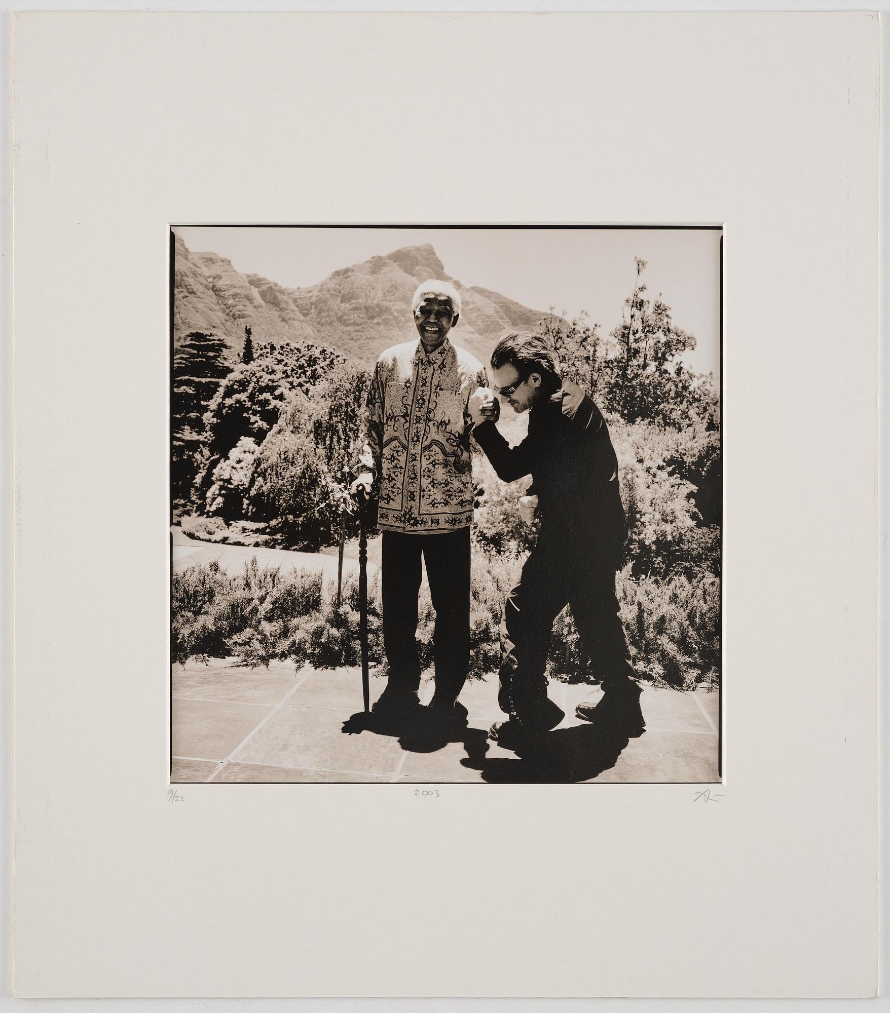 Anton Corbijn, "22:U2", 1982-2003.