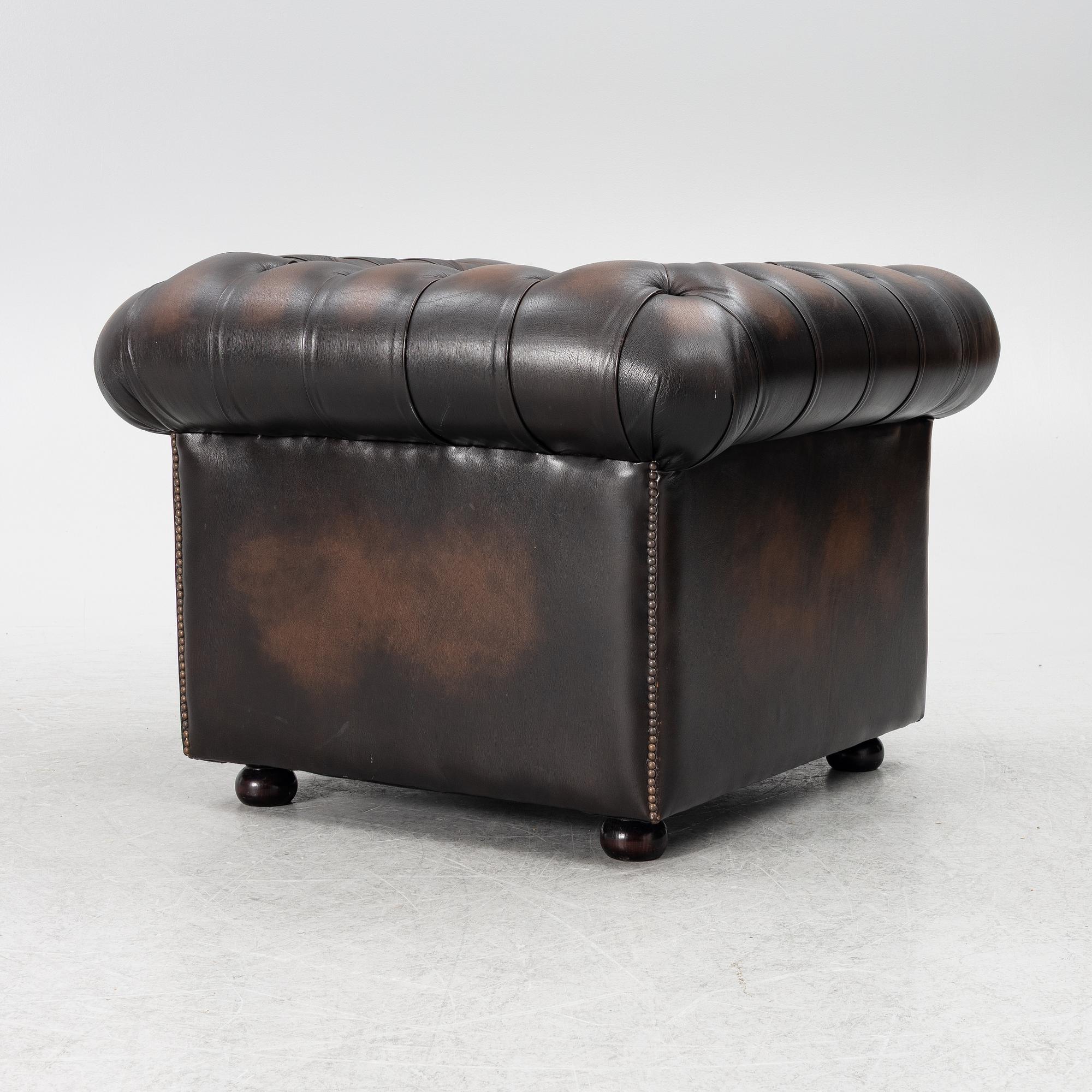 Clubfåtölj, Chesterfieldmodell, 1900-talets andra hälft.