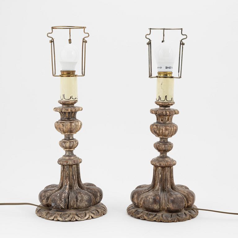 A pair of Italian gilded baroque style Paoletti lamps, 20th Century.