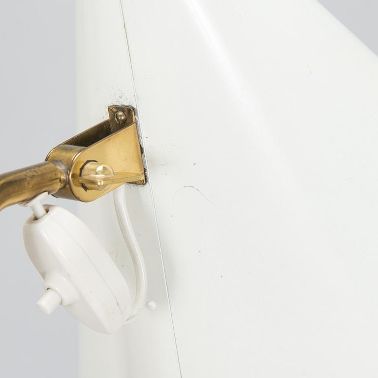 Paavo Tynell, golvlampa, modell K10-10, Idman, 1900-talets mitt.