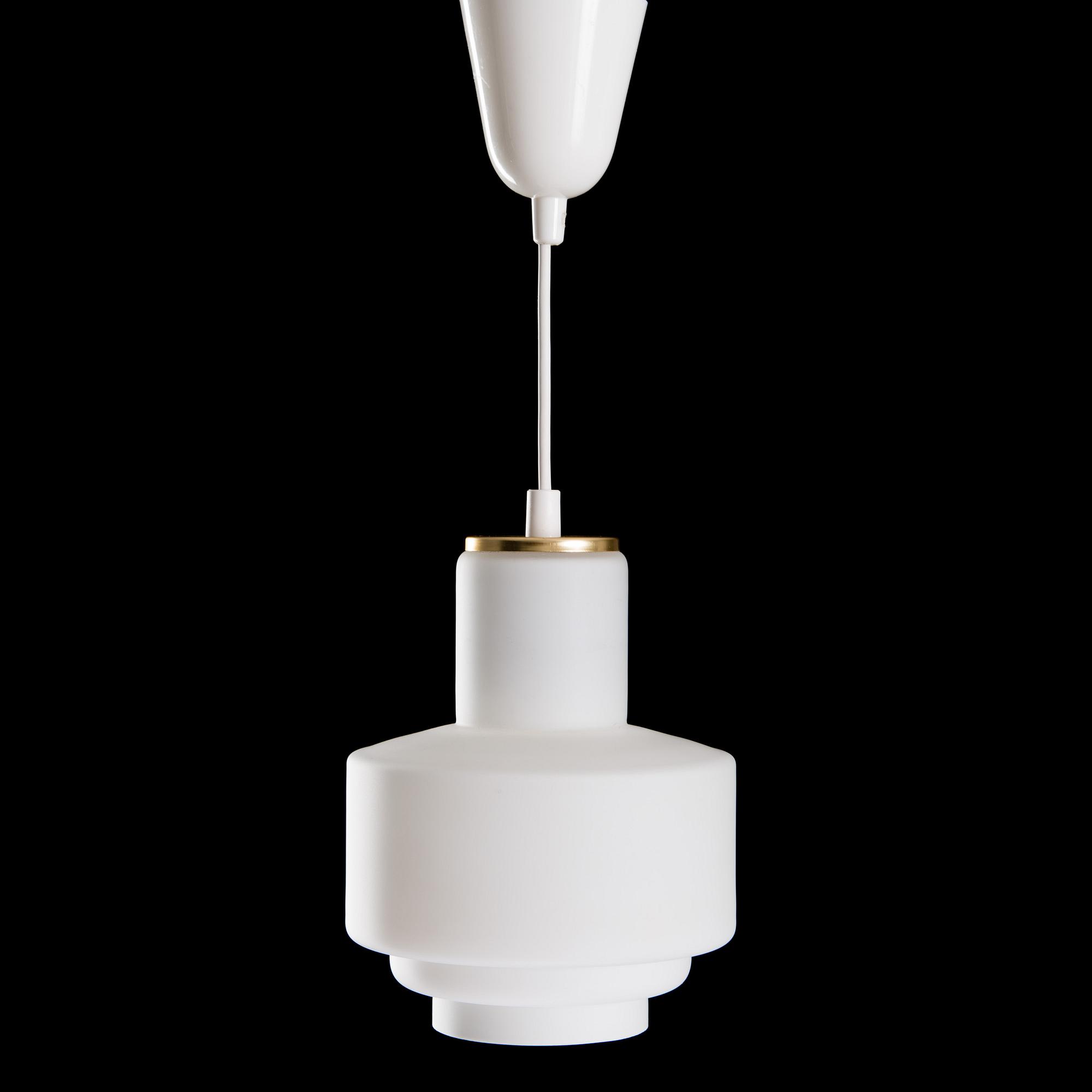 A mid 20th pendent lamp model 4621 for Iittala /Idman, Finland.