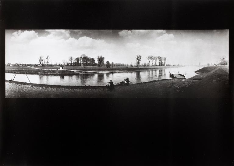 JOSEF SUDEK, silver gelatin fotografi, nummer 18/18 ur Mappen "Profily", från 1980.