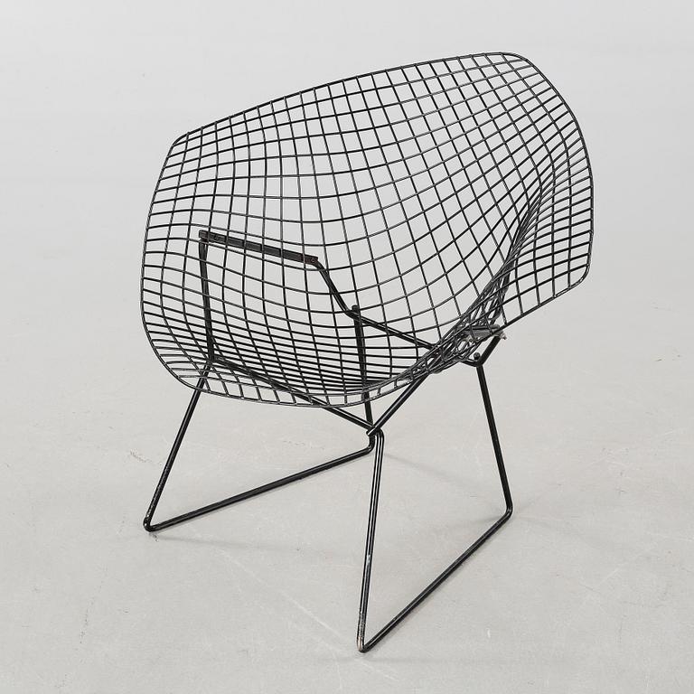 A chair by Harry Bertoia, model "Diamond Chair", third quarter of the 20th century.