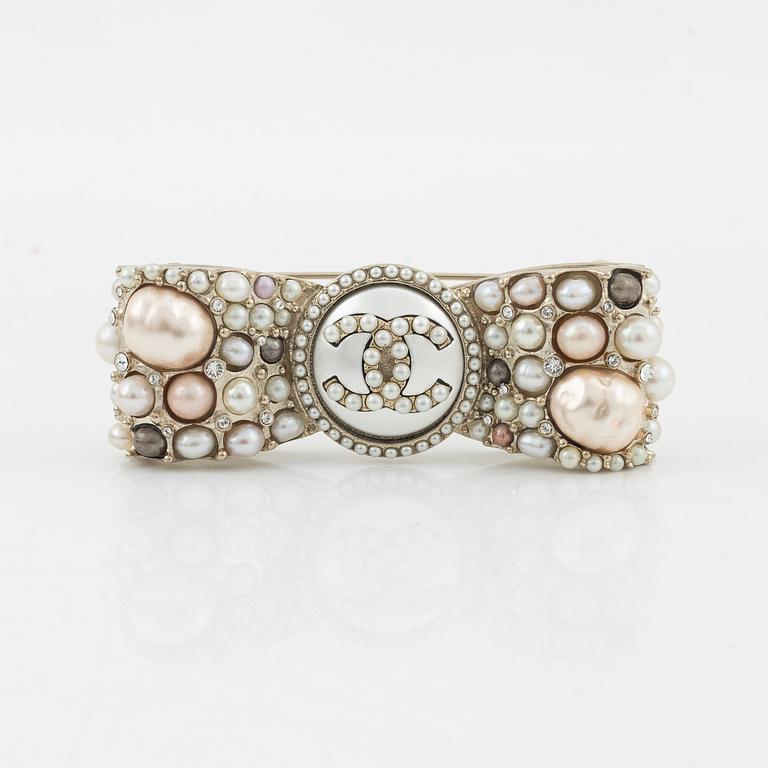 Chanel, brosch, 2021.