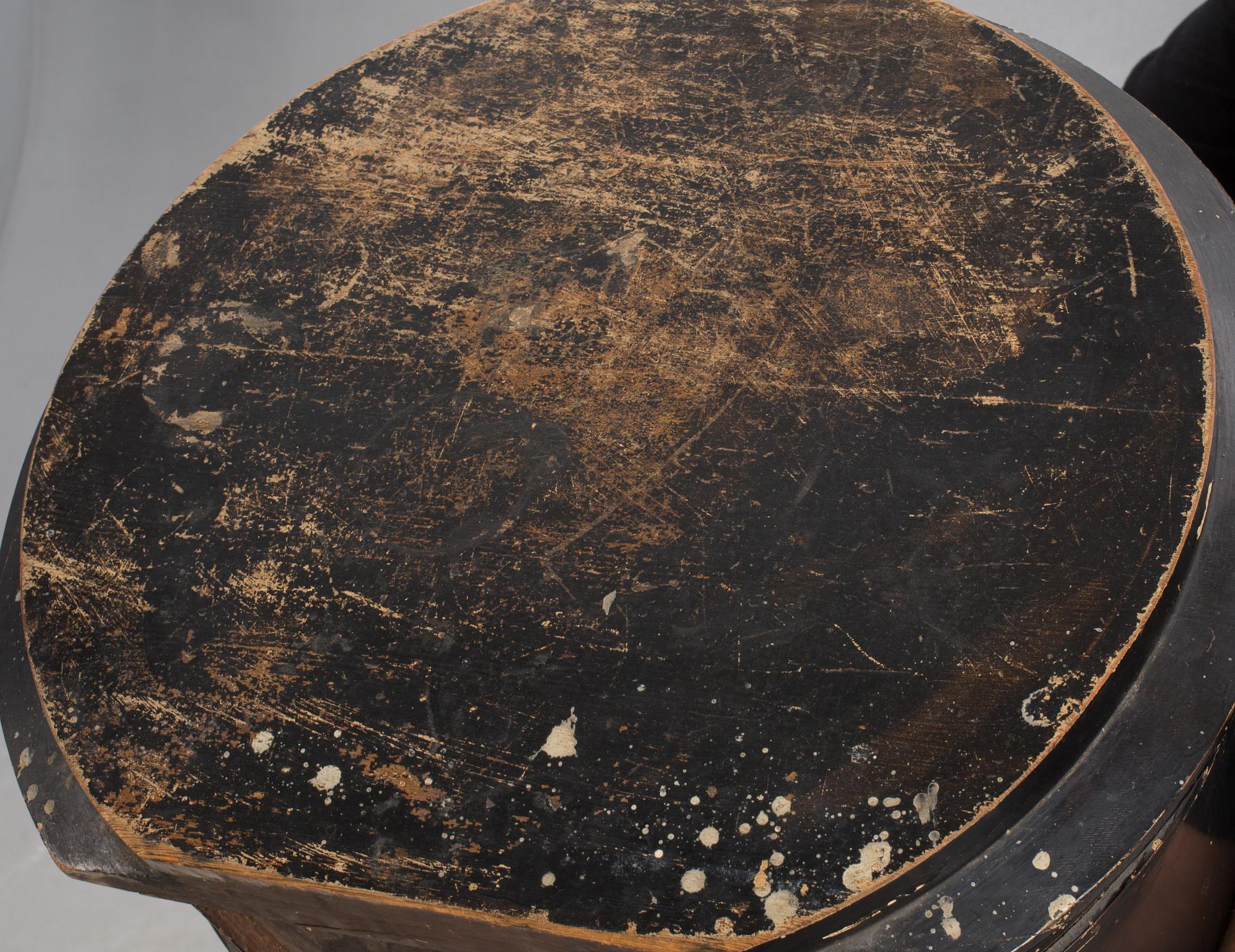 KOLONNSKÅP, 1800-tal.