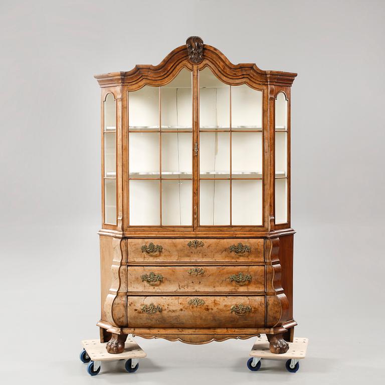 VITRINSKÅP, senbarock, sannolikt Holland, 1700-tal.