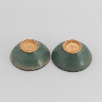 A set of two Chinese ceramic cups, Ming dynasty (1358-1644).