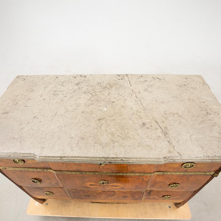 Chest of drawers, attributed to Jonas Hultsten (master in Stockholm 1773-1794), Gustavian.