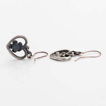 Jorma Laine, A pair of sterling silver earrings "Lemmikki". Turun Hopea, Turku.