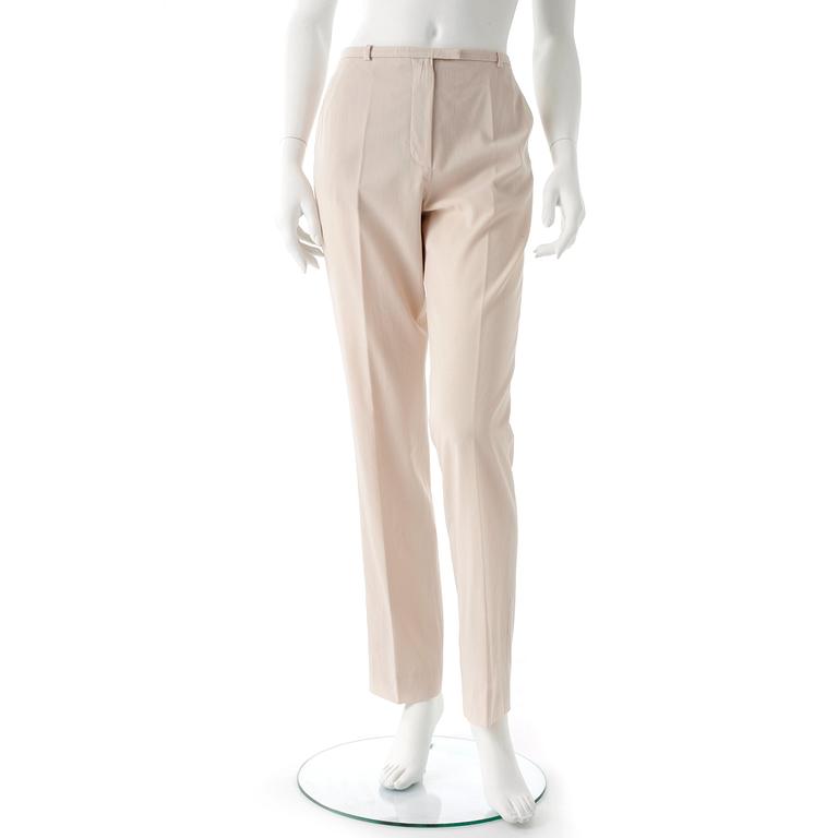 HERMÈS, a pair of creme colored silk pants.