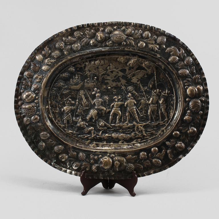 PRESENTERFAT, silver, barockstil, 1800-tal, vikt 1000 gram.