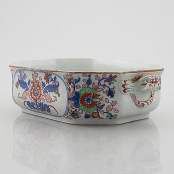 A 35-piece stone china dinner service, Spode, England, 1820'-1830's.