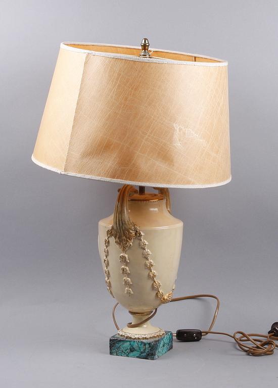 URNA/LAMPFOT, fajans, 1800-tal.