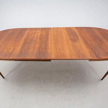 Svante Skogh, a 1960/70s walnut "Vindö" dining table.