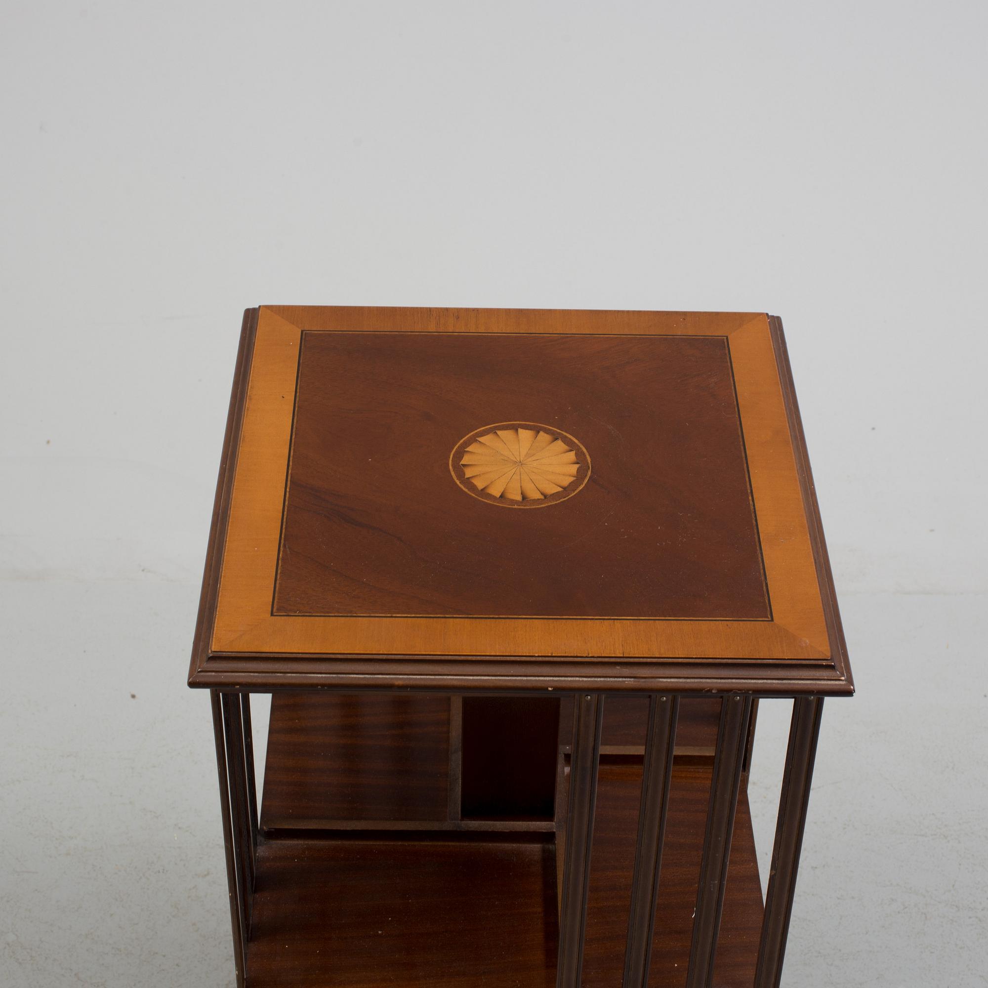 BOKSNURRA, engelsk stil, 1900-tal.