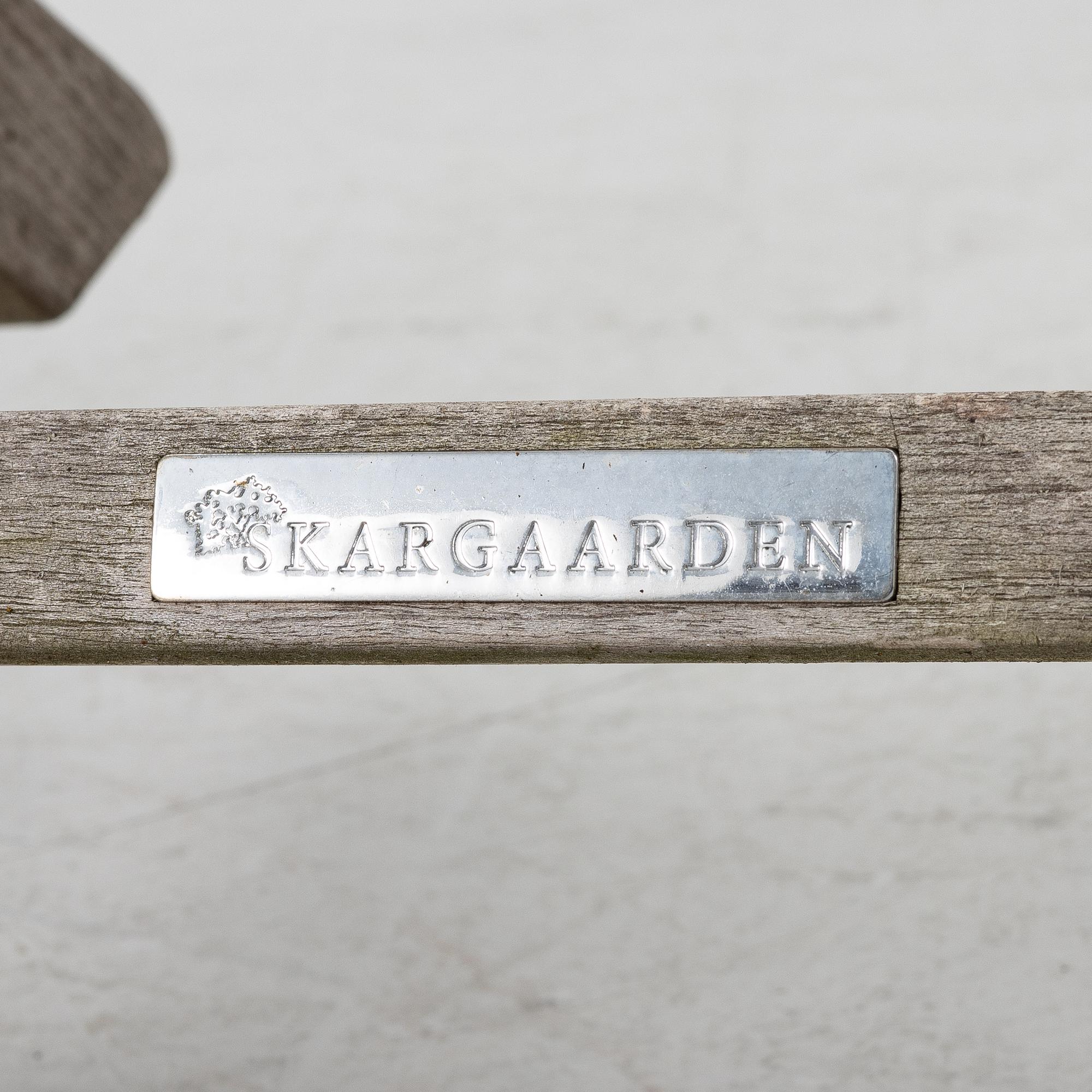 Garden furniture, 5 pieces, Viken and Kargaarden respectively, latter half of the 20th century.