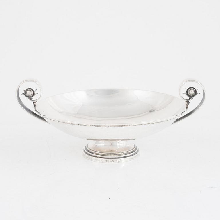 Atelier Borgila, a sterling silver bowl on foot, Stockholm 1930.