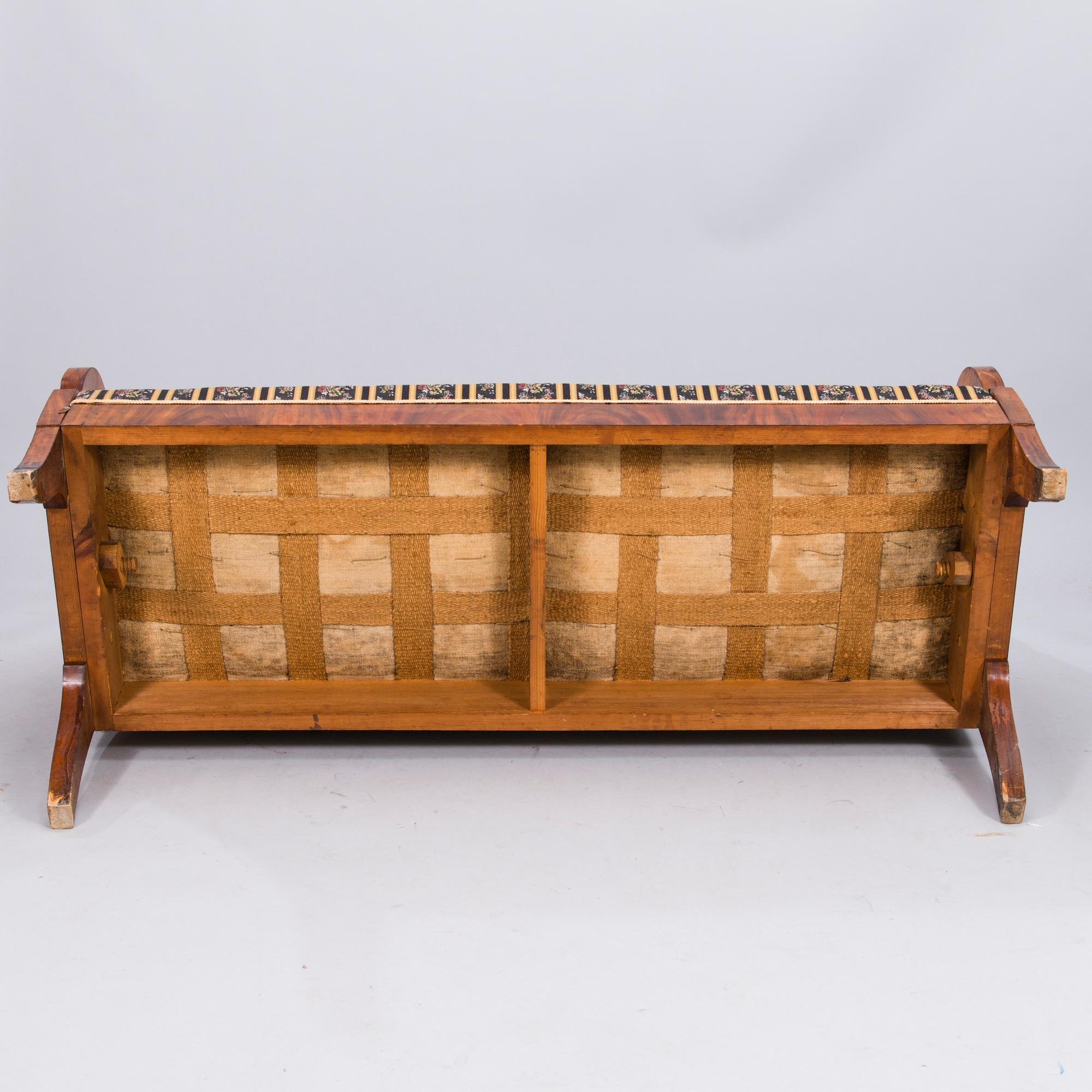 SOFFA, Biedermeier 1800-talets första hälft.