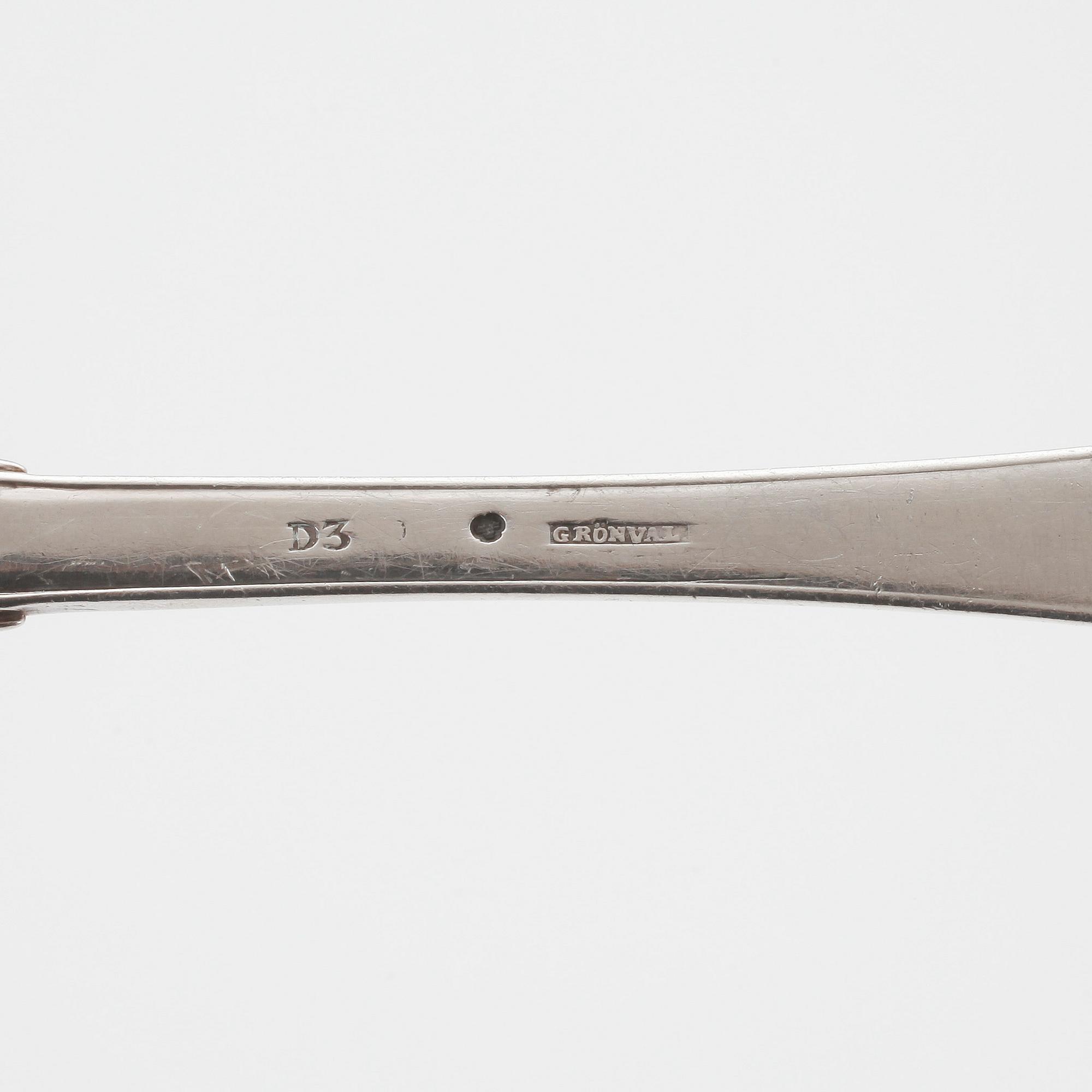 RAGUSKED, silver, Johan Petter Grönvall, Stockholm, 1810. Vikt ca 104g.