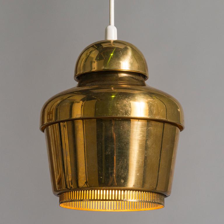 ALVAR AALTO, a '330' pendant light for Valaistustyö.