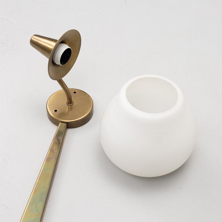 Harald Notini, attributed to, custom-made wall lamp, possibly by Arvid Böhlmarks Lampfabrik 1950s.