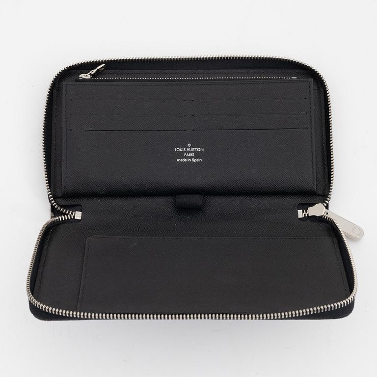 Louis Vuitton, a Damier Graphite 'Organizer Poche', 2010.