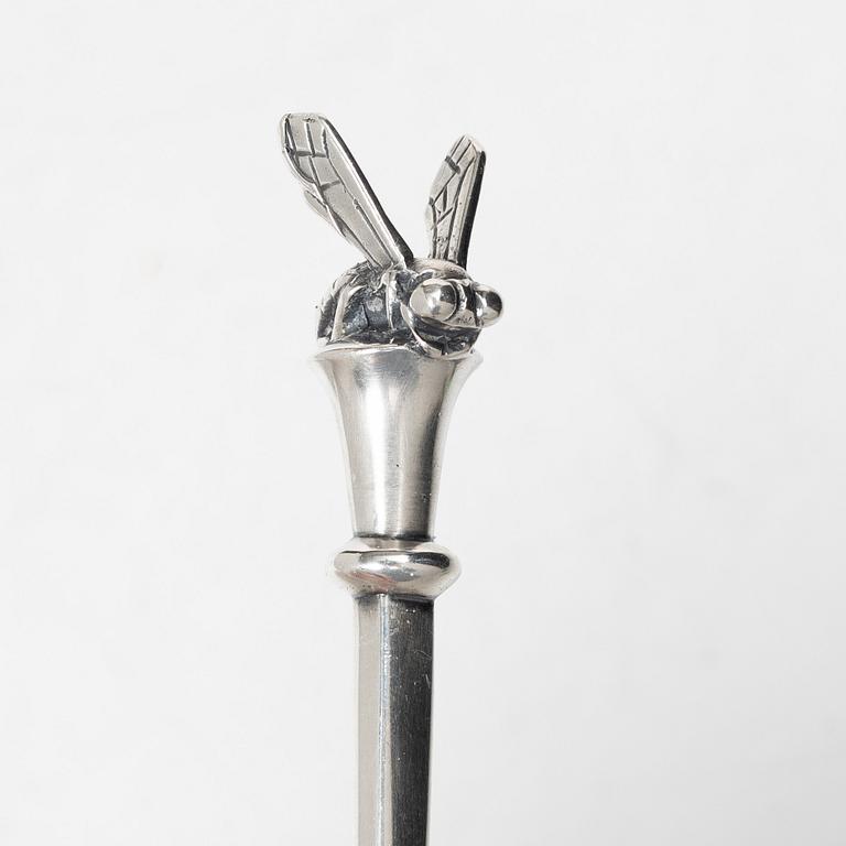 Barbro Littmarck, Honey spoon, silver, W.A Bolin, Stockholm 1988.
