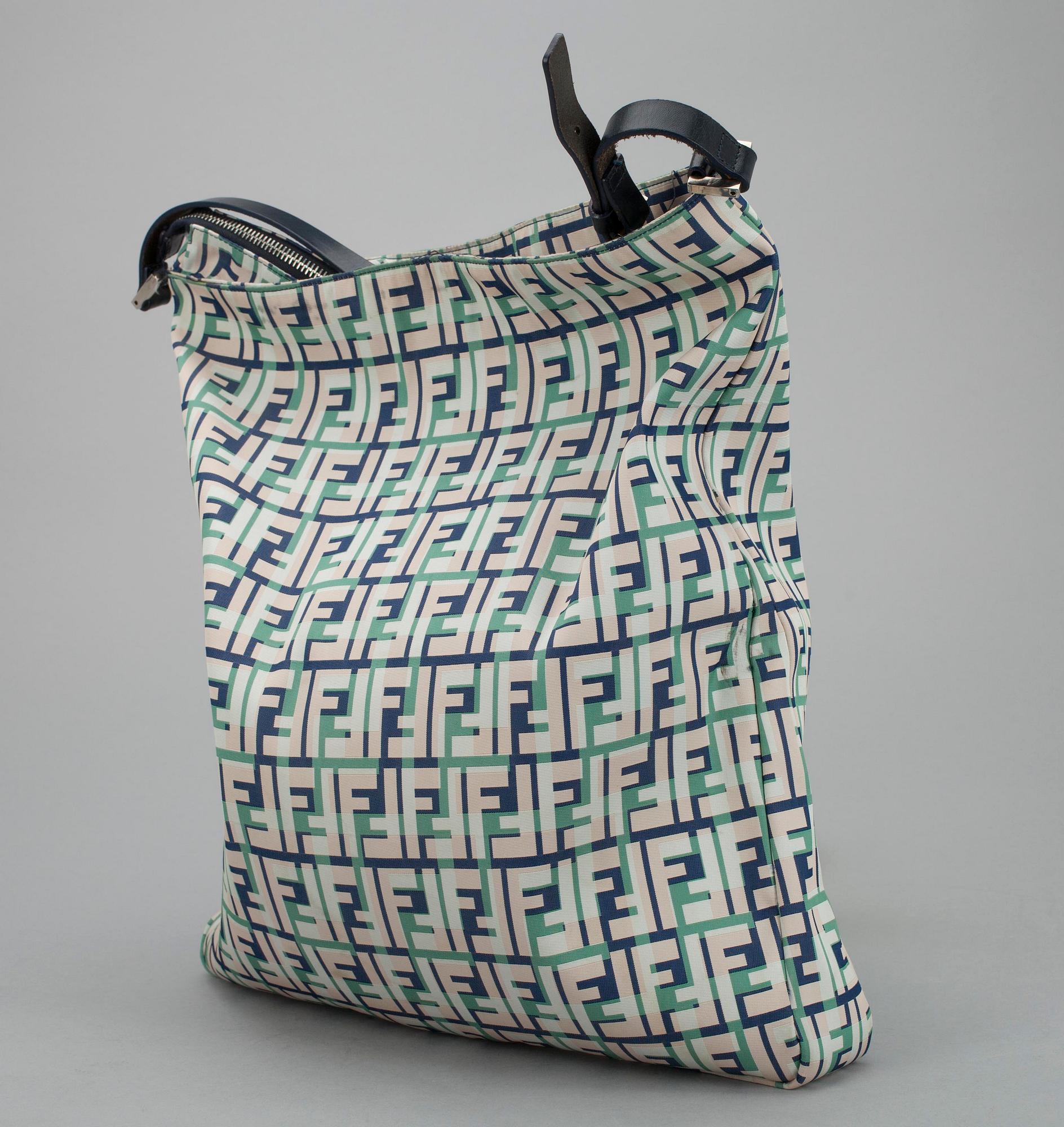 VÄSKA, shopper, Fendi.