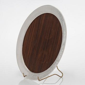Tapio Wirkkala, four silver beakers, and a rosewood and sterling silver tray, Kultakeskus, Hämeenlinna 1973-74.