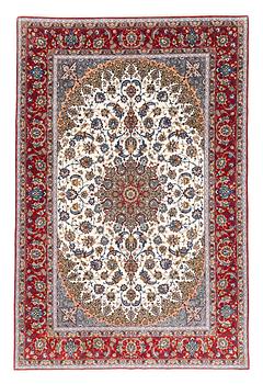 A carpet, old Esfahan, ca 310 x 204 cm.