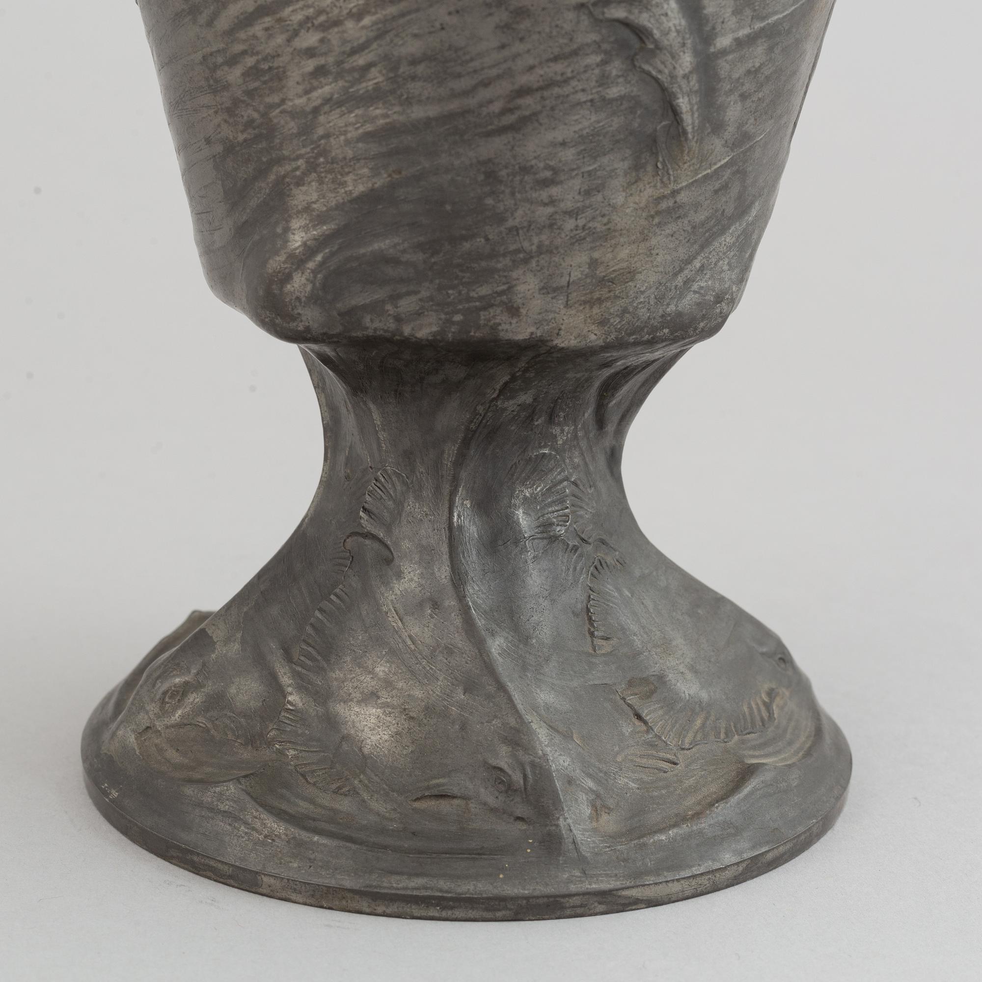 Pokal med lock, tenn, jugend, Schreuder & Olsson, Stockholm, 1909.