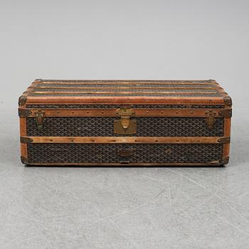 A Goyard vintage trunk from around 1900.