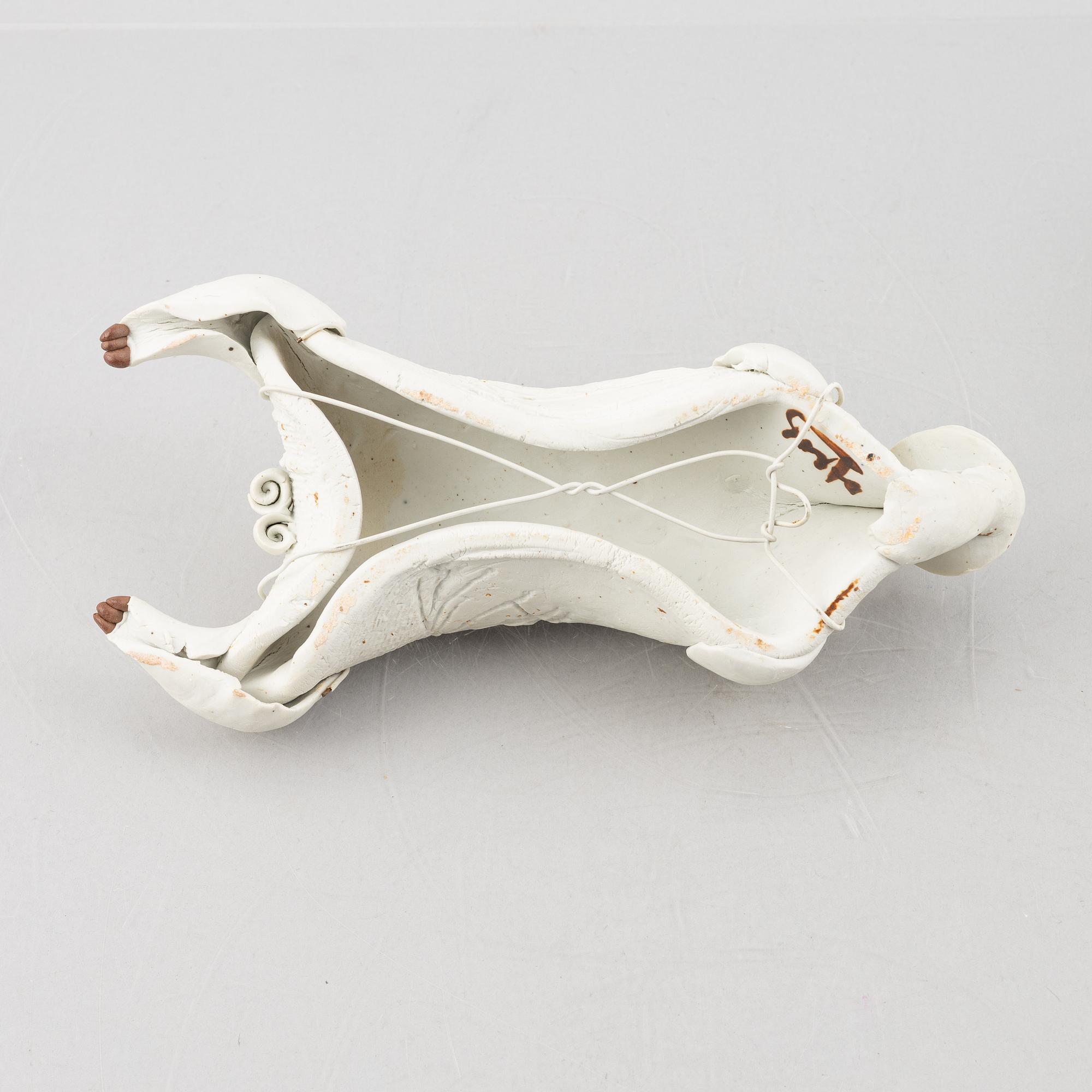 Gösta Grähs, skulpturer, 3 st, stengods, egen ateljé.