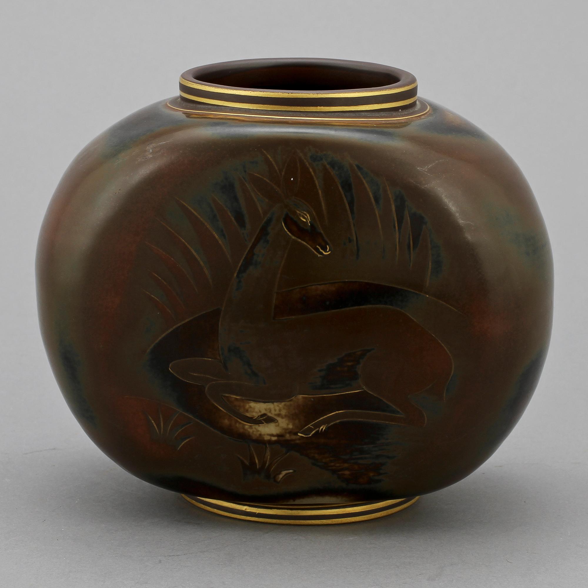 VAS, stengods, Oskar Dahl, Alp, Lidköping,1900-talets första hälft.