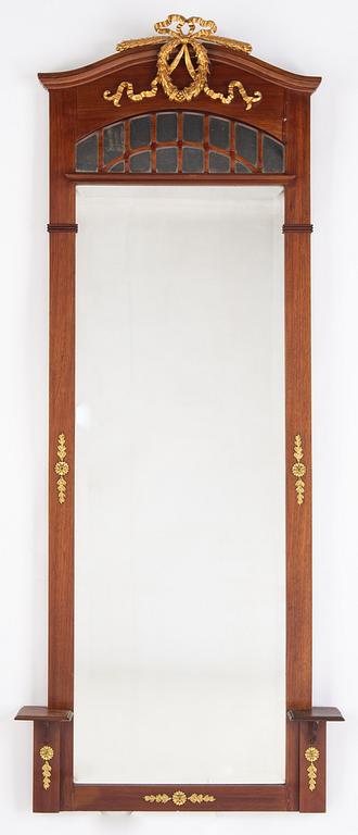 Spegel med konsolbord, eklektisk stil, sekelskifte 1900.