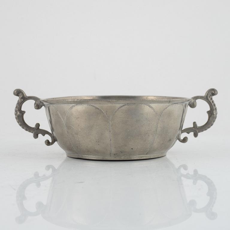 A pewter brandy-bowl, mark of Nils Forss, Västerås 1759.